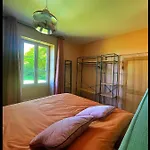 Les Maisons Du Bonheur Bed & Breakfast Chateau-Garnier