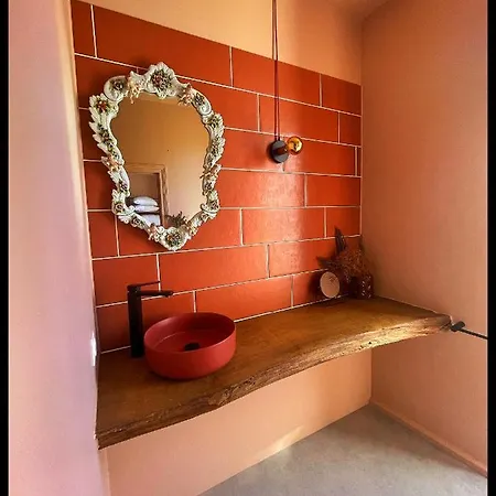 Les Maisons Du Bonheur B&B