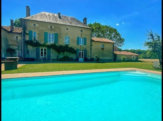 Les Maisons Du Bonheur 3* Château-Garnier