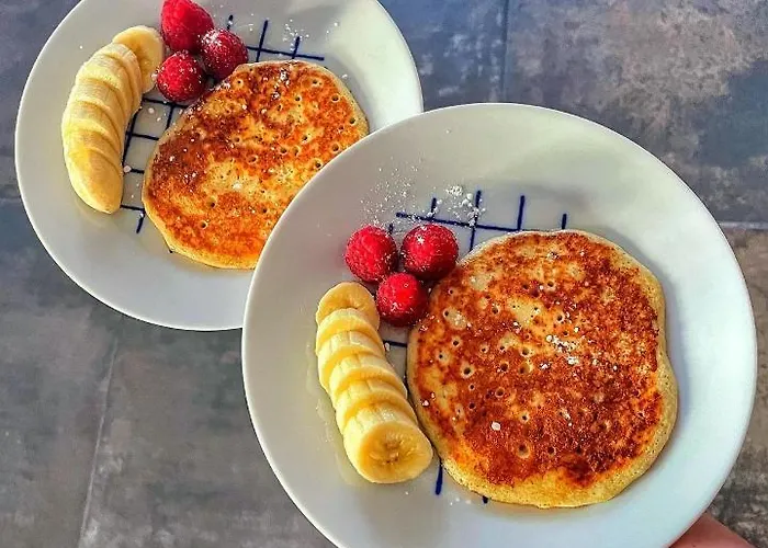 Les Maisons Du Bonheur Bed and Breakfast Château-Garnier