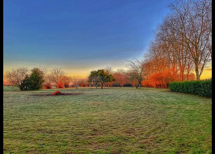 Les Maisons Du Bonheur 3* Château-Garnier